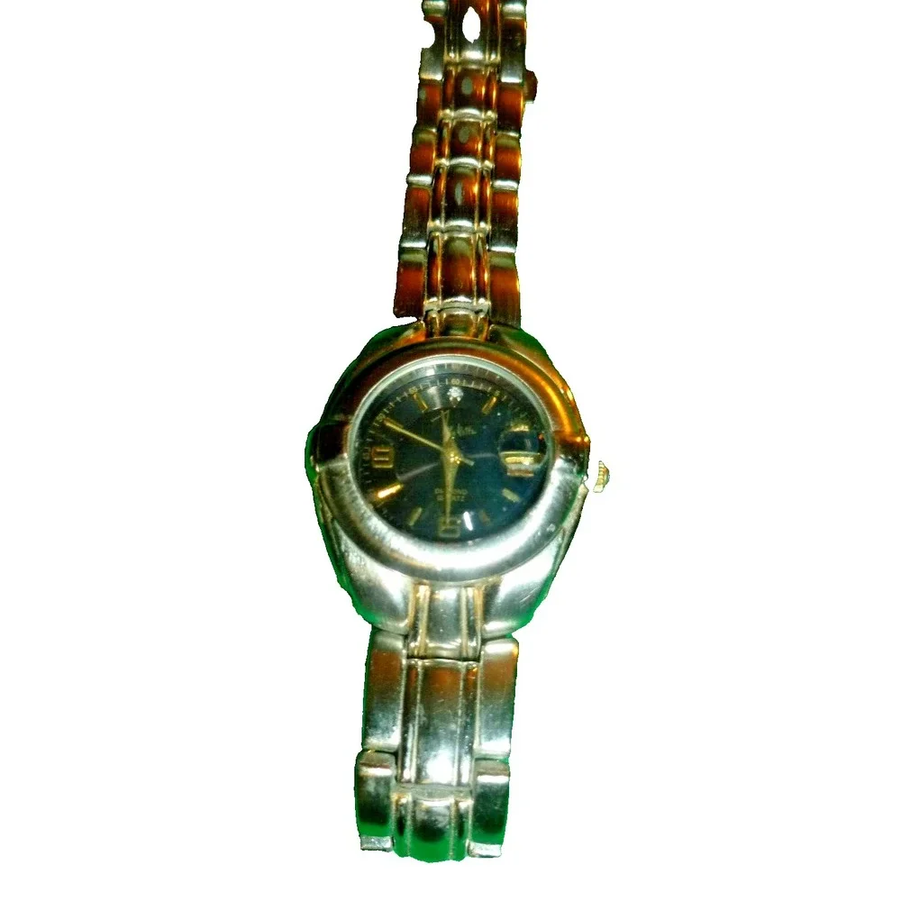 John Weitz Watch Men Two‎ Tone Good 74018 Diamond Accent Date Window Quartz